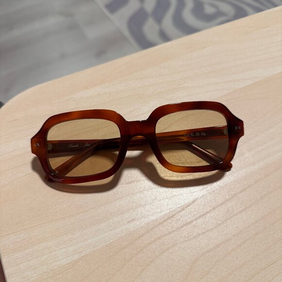 Lexxola Jordy Tortoise/Yellow Sunglasses - Picture 1 of 6